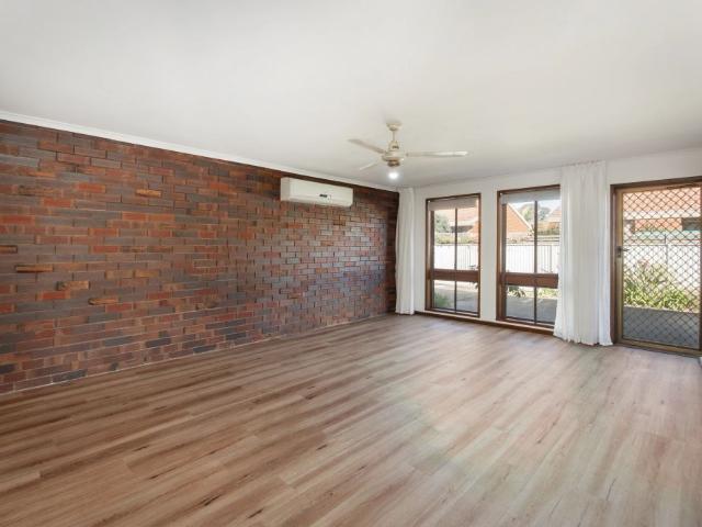 Modern Comfort & Convenience in Sought After East Albury