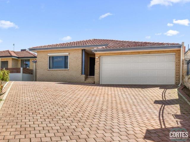 Modern Comfort, Coastal Convenience & Effortless Living