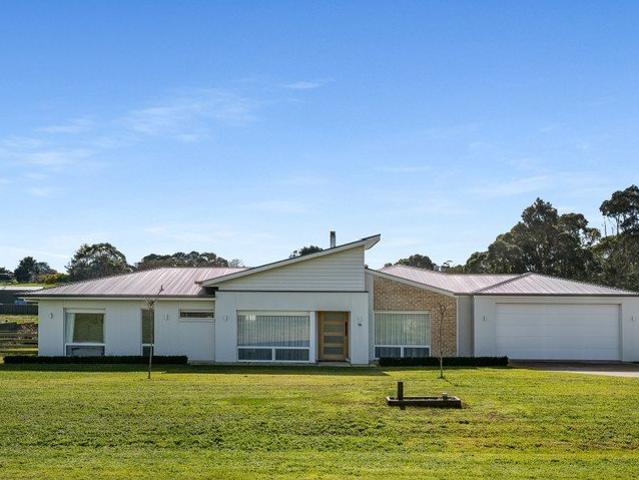 Modern comfort, country lifestyle