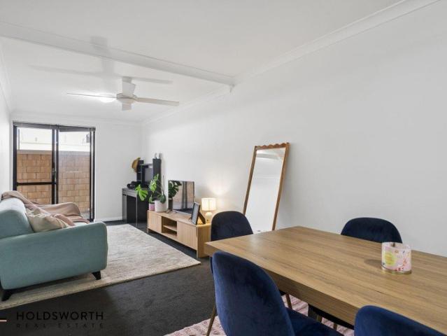 Modern Comfort & Easy Care Living in a Prime Location