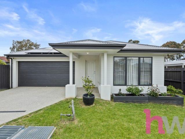 Modern comfort, easy living and a fantastic Winchelsea location