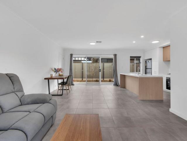 Modern Comfort & Easy Living in a Peaceful Eyre Location