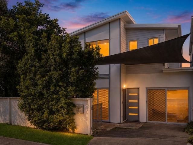 Modern Comfort, Flexible Living & a Sought After Everton Hills Setting