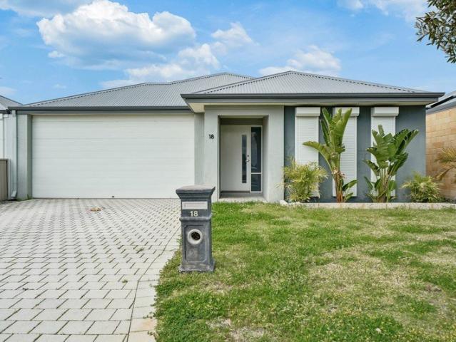 Modern Comfort, Flexible Living & Effortless Entertaining