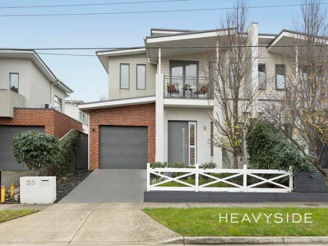 Modern Comfort, Flexible Living & Outdoor Appeal