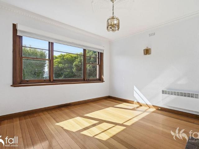 Modern Comfort in the Heart of Moonah