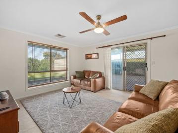 Modern Comfort in the Heart of Wine Country
