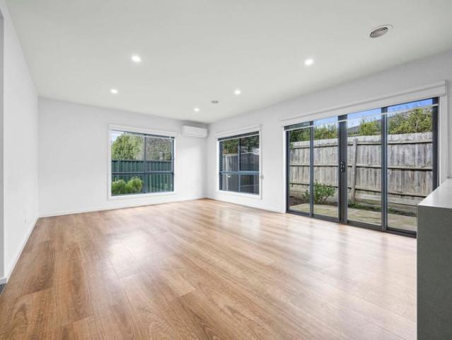 Modern Comfort in a Convenient Brown Hill Setting