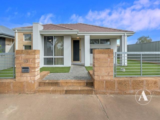 Modern Comfort in a Great Byford Location!