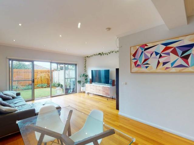 Modern Comfort in a Perfect Location!