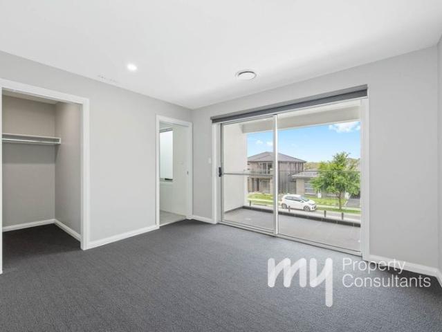 Modern Comfort in a Prime Location!