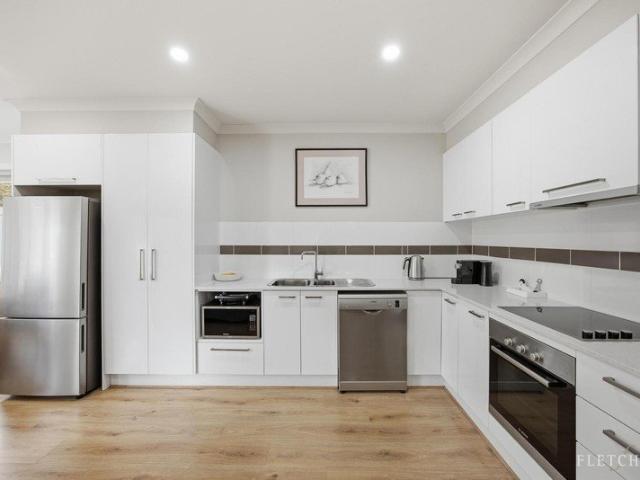 Modern Comfort in a Private Boronia Setting