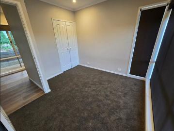 Yass, Yass Valley, Victoria - Equipped kitchen