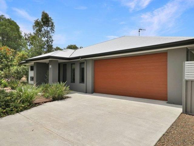 Modern Comfort, Leafy Surrounds and Room to Relax