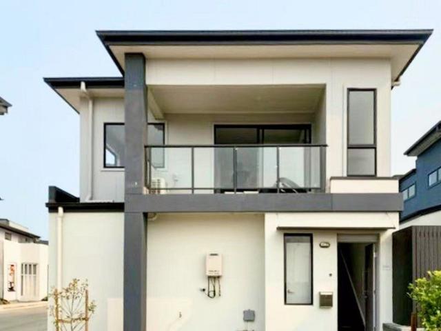 Modern Comfort Lifestyle in the Heart of Schofields Ideal for Singles or Couples
