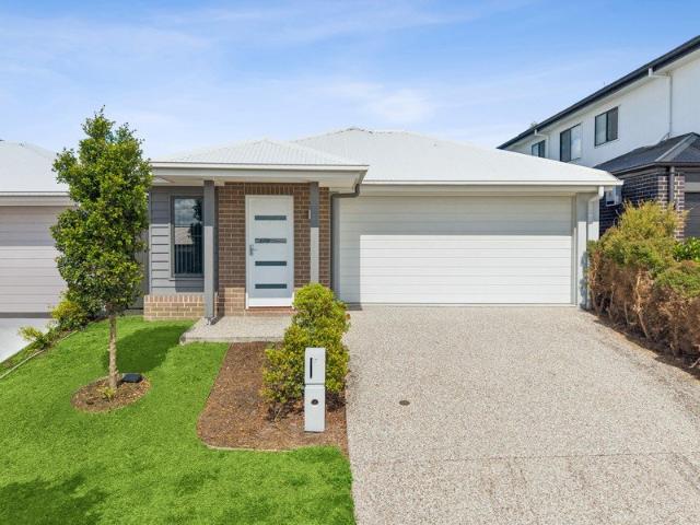 Modern Comfort, Low Maintenance Living & Move In Ready