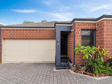 Modern Comfort, Low Maintenance Living!