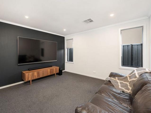 Modern Comfort Meets Tranquil Living