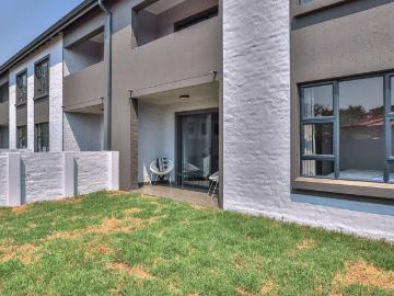Modern Comfort Meets Tranquil Living in Sinoville, Pretoria