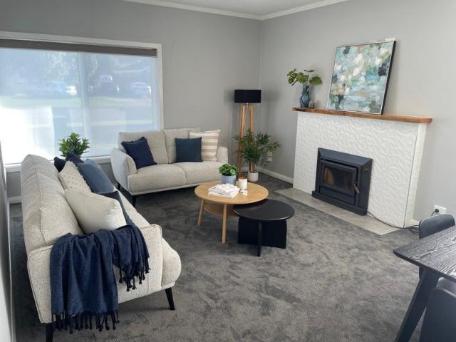 MODERN COMFORT MEETS CENTRAL CONVENIENCE