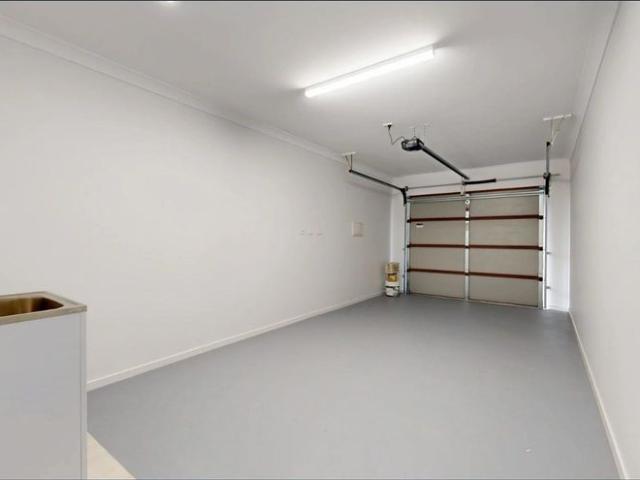 Modern Comfort Meets Convenience: Your Ideal One Bedroom Retreat in Ripley!