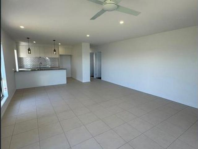 Modern Comfort Meets Easy Queensland Living!