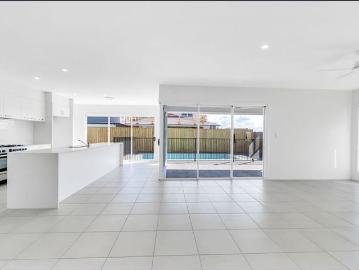 Modern Comfort meets Effortless Coastal Living!
