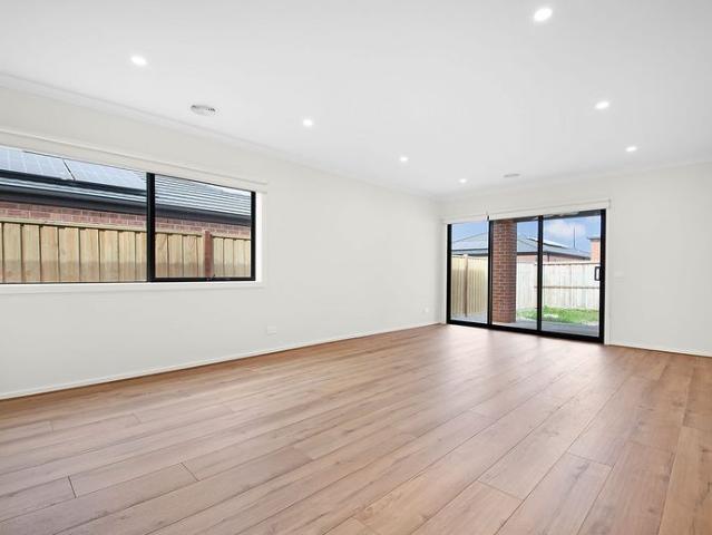 Modern Comfort Meets Family Living in Armstrong Creek