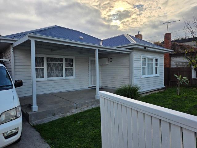 Modern Comfort Meets Inner West Convenience