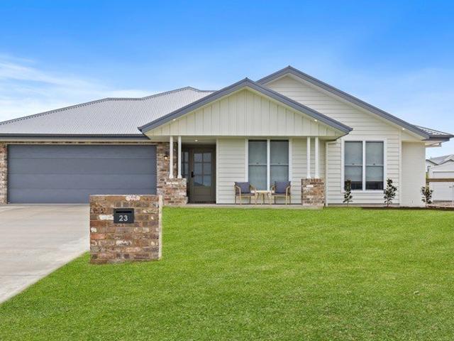 MODERN COMFORT MEETS LIFESTYLE LIVING
