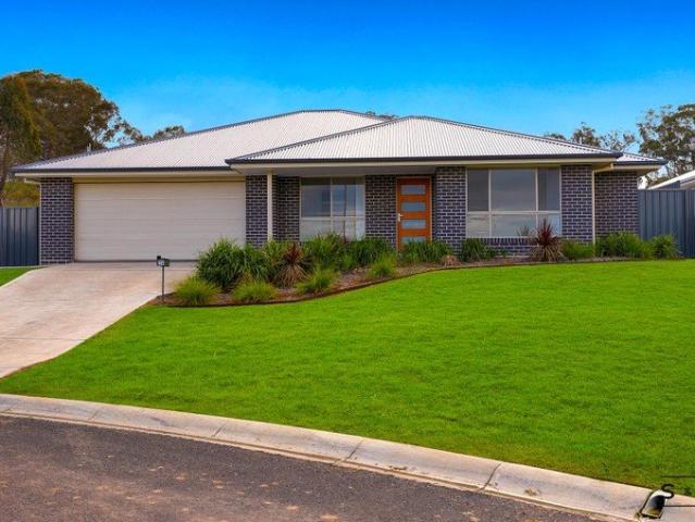Modern Comfort Meets Peaceful Family Living