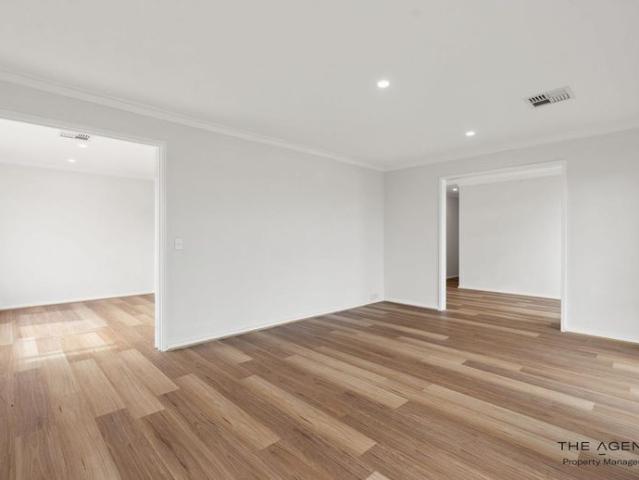 Modern Comfort Meets Prime Location – Your Next Home in Wanneroo!