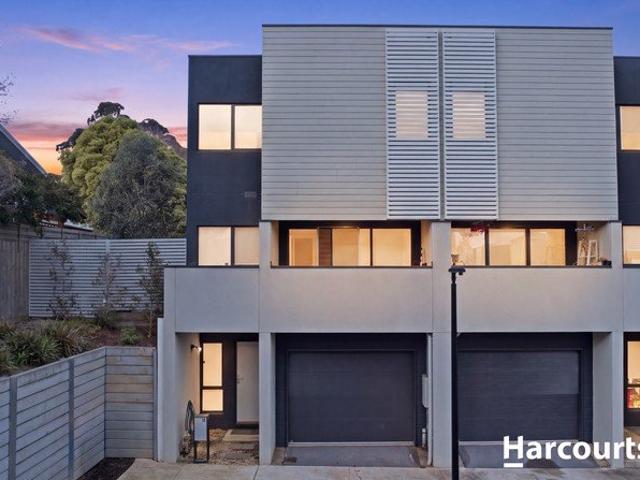 Modern Comfort Meets Spacious Living!