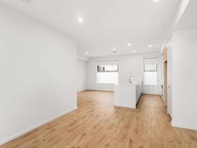 Modern Comfort Meets Stylish Living – Brand New 3 Bedroom Townhouse with Separate study