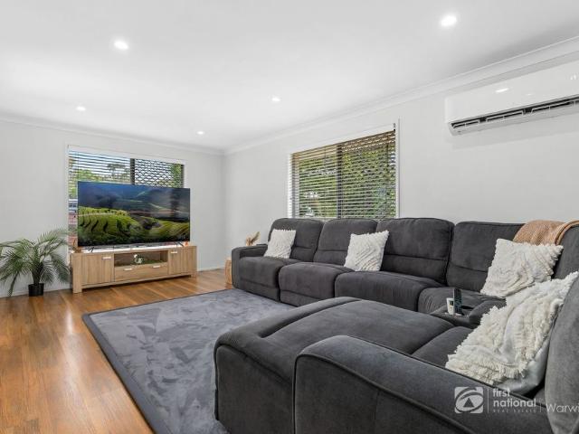 Modern Comfort on a Spacious Block