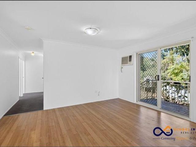 Modern Comfort & Peaceful Living at 18 Naylor Place, Ingleburn!