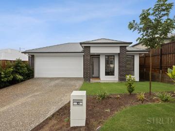 Modern Comfort & Practical Living in a Peaceful Deebing Heights Pocket