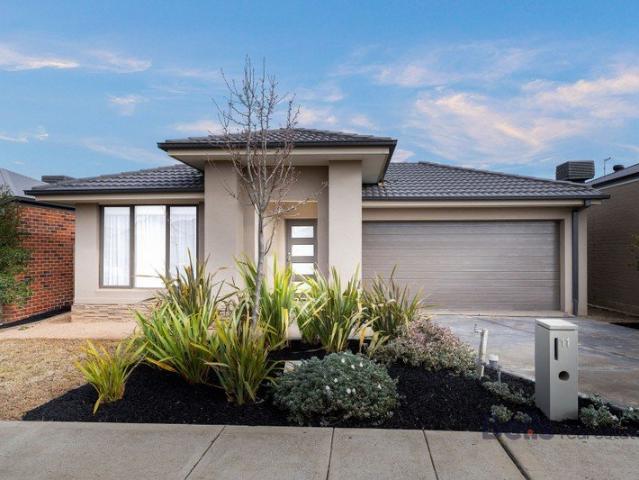 Modern Comfort Prime Location