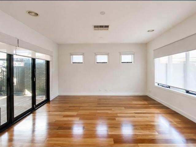 Modern Comfort, Prime Location