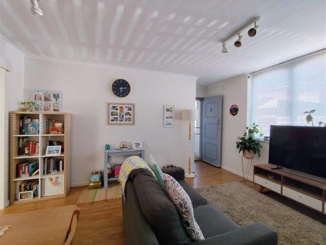 Modern & Comfortable 2 Bedroom Unit in Pascoe Vale