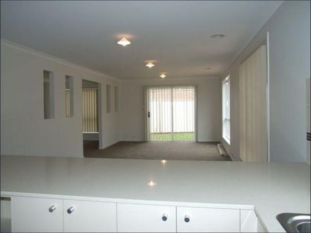 Modern & Comfortable Family Home