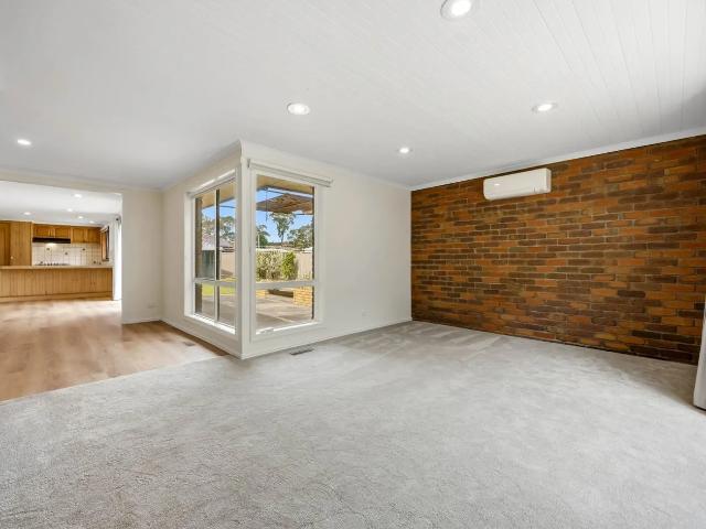 Modern & Comfortable Living in Mount Clear
