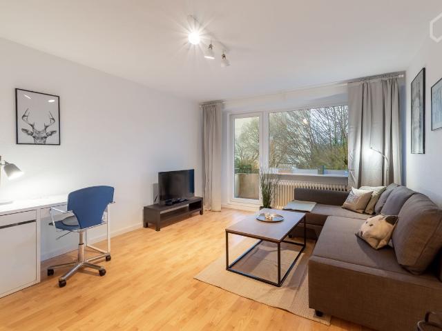 Modern, completely renovated apartment in Braunschweig Perfect for commuters to VW/Financial Services, Braunschweig Amsterdam Apartments for Rent