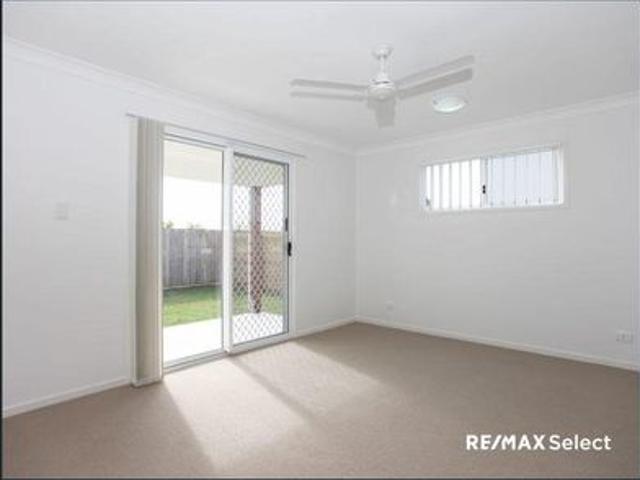 Modern & Contemporary Fully Air Conditioned Townhouse By the Beach