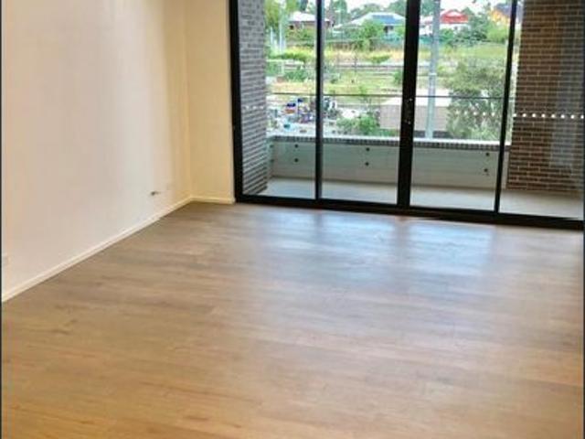 MODERN & CONVENIENT 2 BEDROOM + STUDY IN THE HEART OF LIVERPOOL