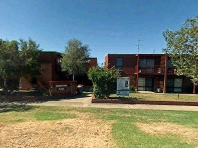 Modern & Convenient 2 Bedroom Unit Walk to Work & CBD Living