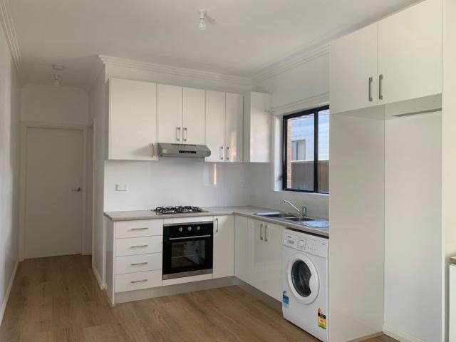 Modern & Convenient 3 Bedroom Granny Flat
