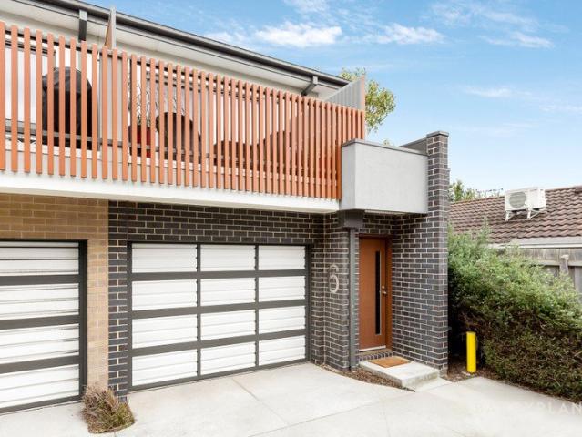 MODERN, CONVENIENT AND LOW MAINTENANCE