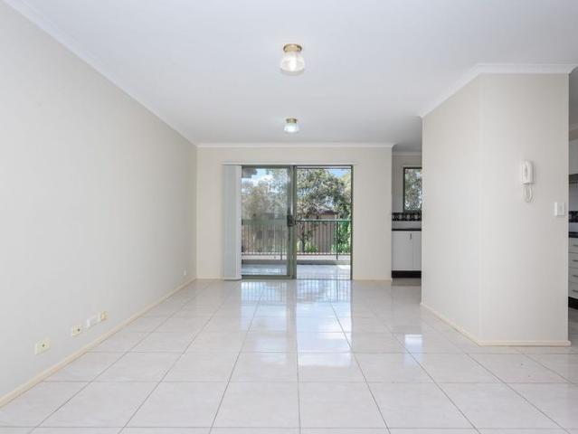 Modern & Convenient Apartment in a Prime Location