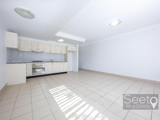 Modern & Convenient Apartment Living in the Heart of Homebush West